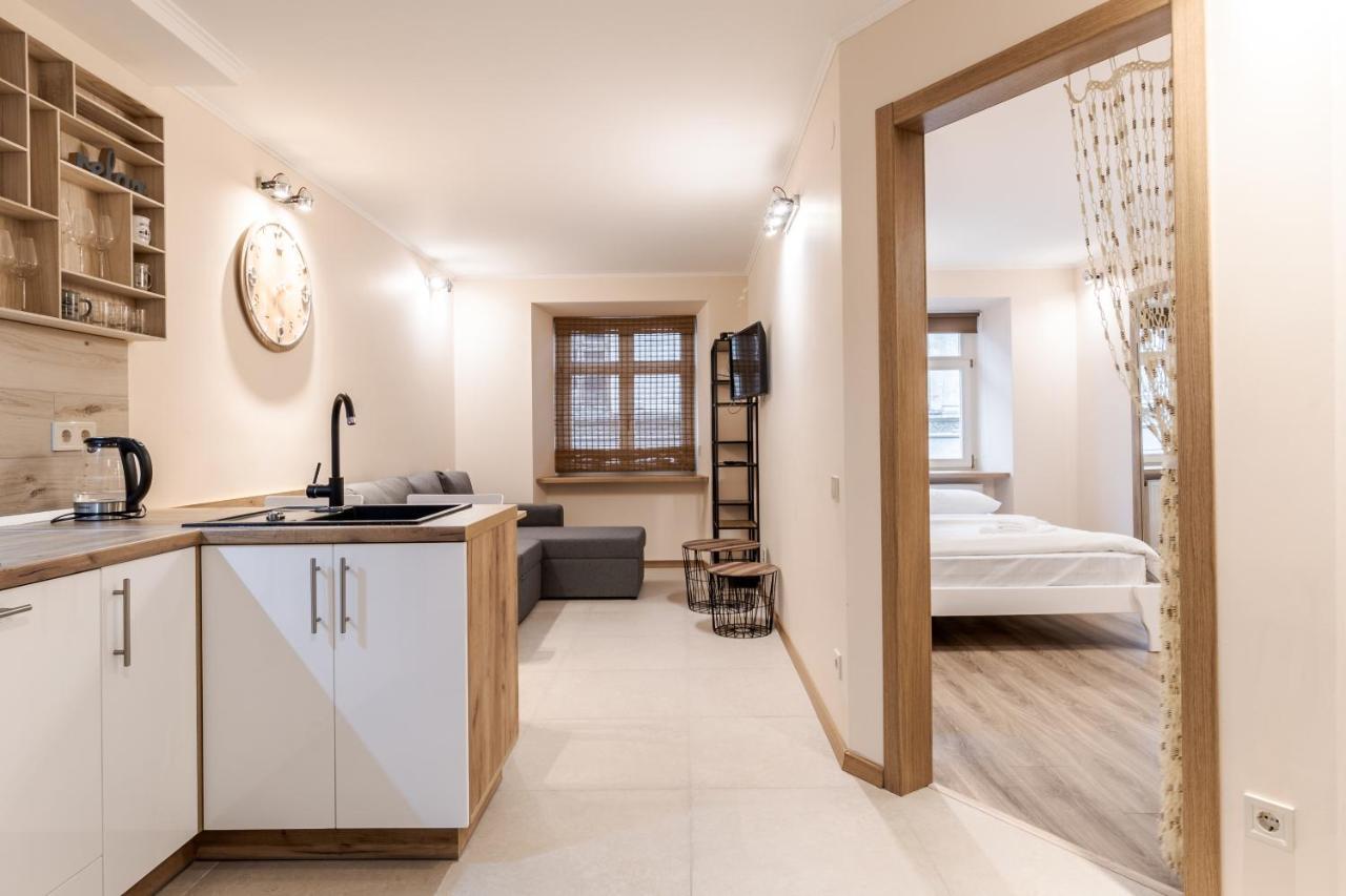 Staroevreyska Timber Apartment Lviv Extérieur photo